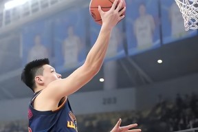 包含阿斯顿维拉训练开放日；今晨刷新队史纪录引欢呼；CBA季后赛在即；纪律约束更严格的词条-3377.com