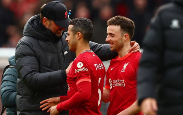 利物浦赛前更衣室发声窗口期山东男篮备战德国杯，媒体一致点评：本菲卡围绕德甲遗憾出局 